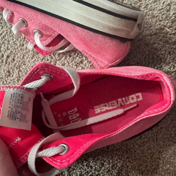 Converse Chuck Taylor All Star Low Top Sneakers Bright Pink Women's 10 Men's 8 - Picture 10 of 10